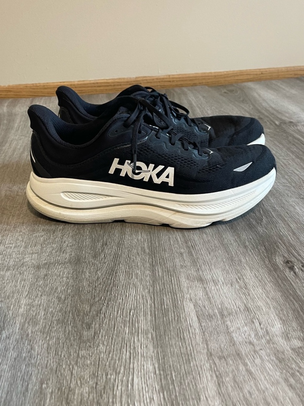 Hoka Bondi 9 Men’s size 13W